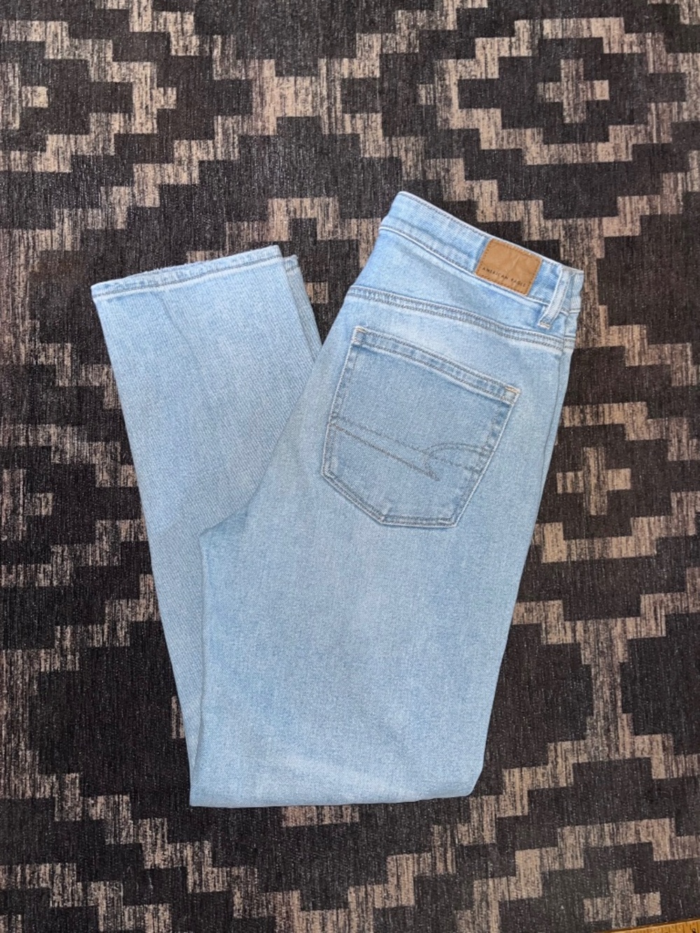 American Eagle Mom Straight Jean Size 6 Stretch